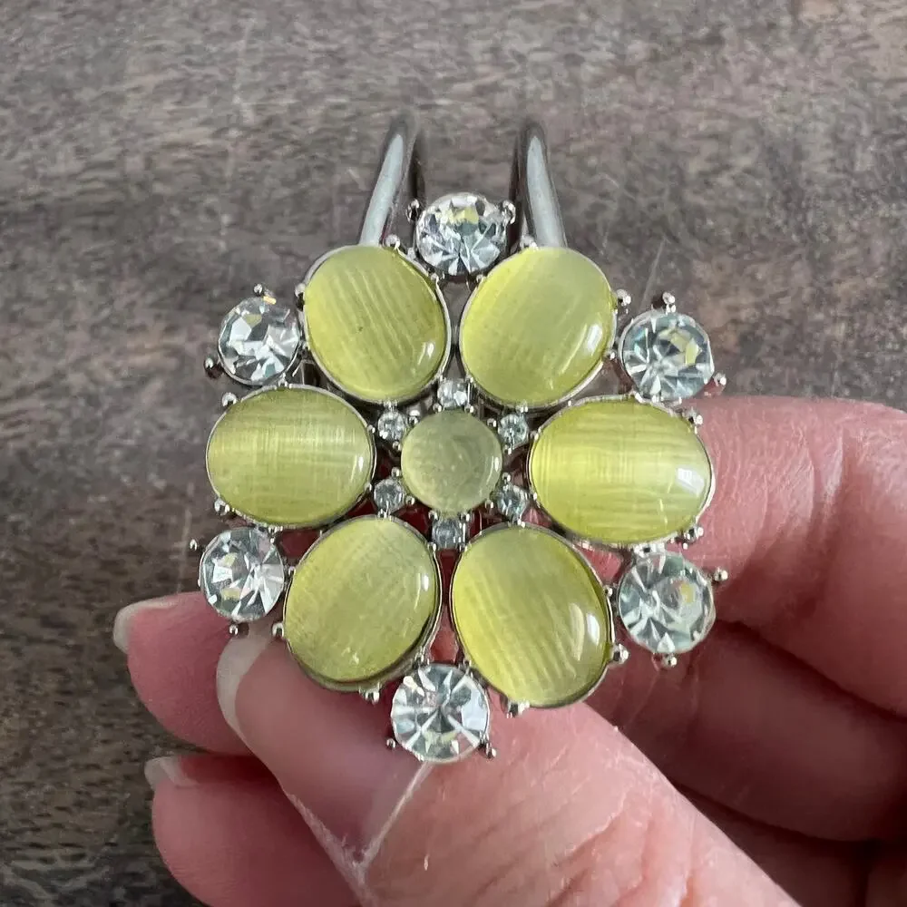 Silver and green rhinestone studded floral spring hinged cuff bracelet - Picture 2 of 7